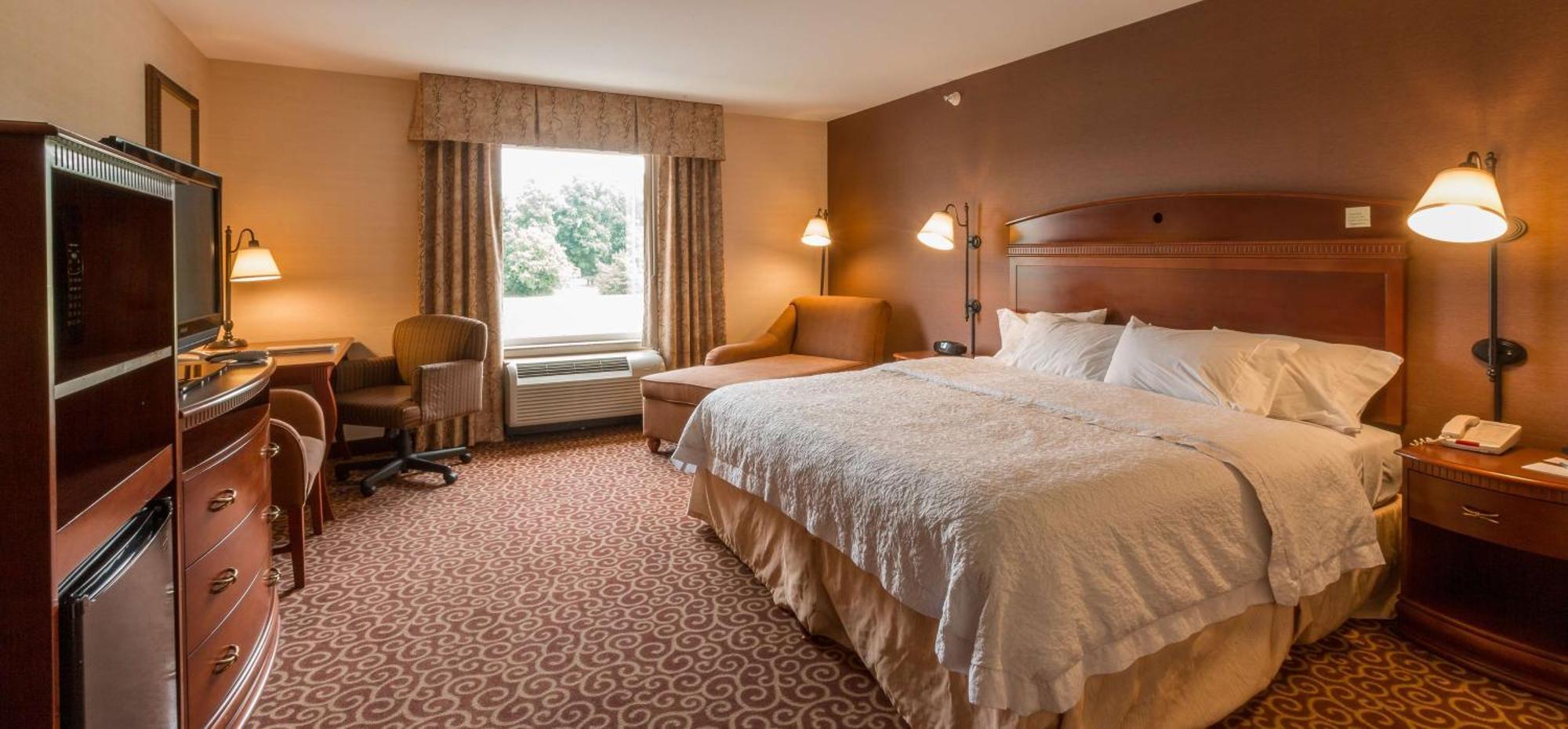 Hampton Hotel