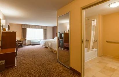 Hotel Hampton 3*