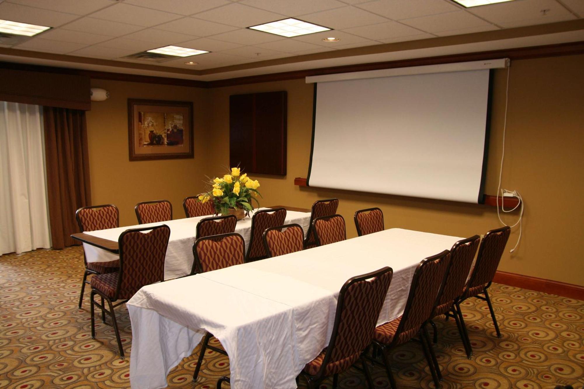 Hotel Hampton Goshen
